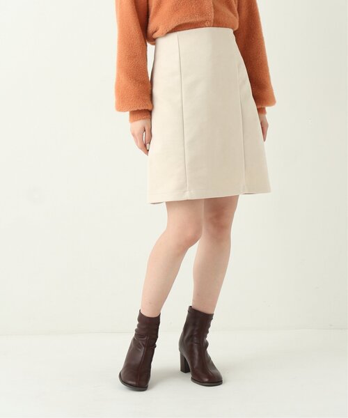 RAY CASSIN（レイカズン）の「ポンチスウェードハイウエストミニスカート（スカート・レディース・ブラック/モカ/キナリ・FREE）」の2枚目の写真