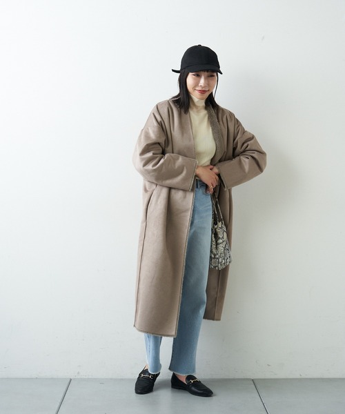 LOUNGEDRESS(ラウンジドレス)の「【odore/オドル】リバーシブルムートンコート(ムートンコート・レディース・チャコールグレー/アイボリー・FREE)」の13枚目の写真