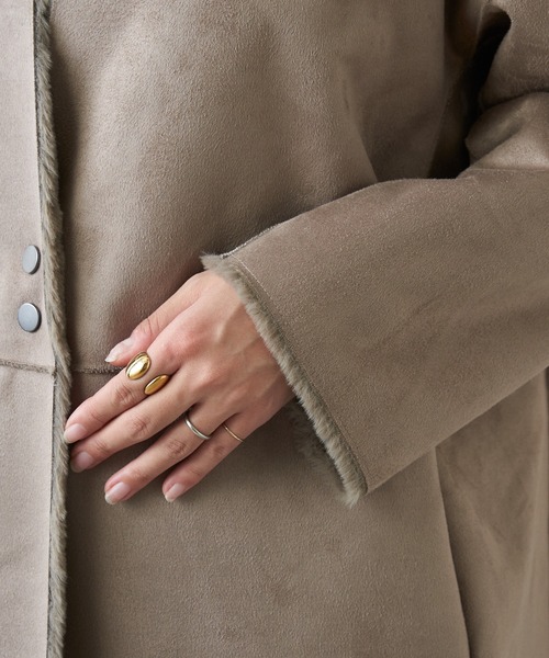 LOUNGEDRESS(ラウンジドレス)の「【odore/オドル】リバーシブルムートンコート(ムートンコート・レディース・チャコールグレー/アイボリー・FREE)」の17枚目の写真