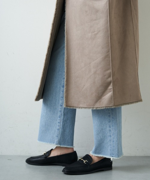 LOUNGEDRESS(ラウンジドレス)の「【odore/オドル】リバーシブルムートンコート(ムートンコート・レディース・チャコールグレー/アイボリー・FREE)」の5枚目の写真