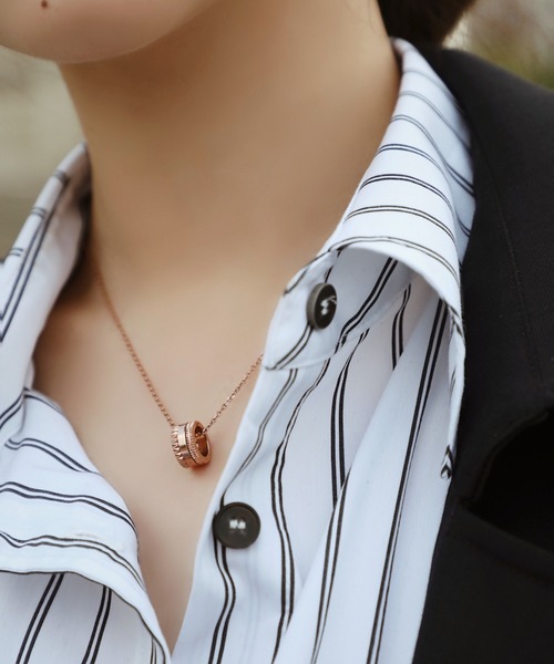 Daniel Wellington(ダニエルウェリントン)の「ELEVATION NECKLACE 万華鏡(ネックレス・レディース・シルバー/ピンクゴールド/イエローゴールド・ONE SIZE)」の14枚目の写真