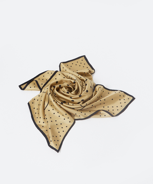 manipuri(マニプリ)の「【manipuri】ジオメドットスカーフ(バンダナ/スカーフ・レディース・ブラック/ベージュ・フリー)」の2枚目の写真