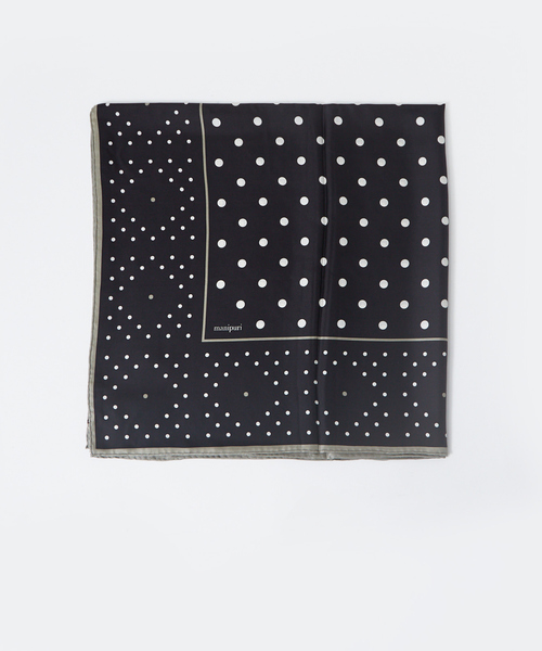 manipuri(マニプリ)の「【manipuri】ジオメドットスカーフ(バンダナ/スカーフ・レディース・ブラック/ベージュ・フリー)」の7枚目の写真