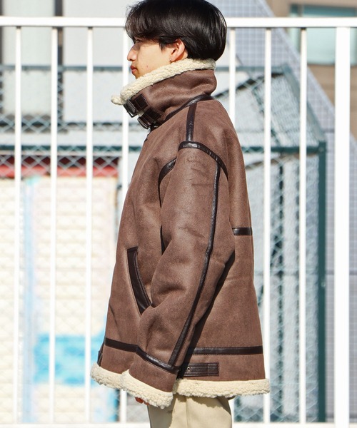 Alpha Industries（アルファインダストリーズ）の「ALPHA