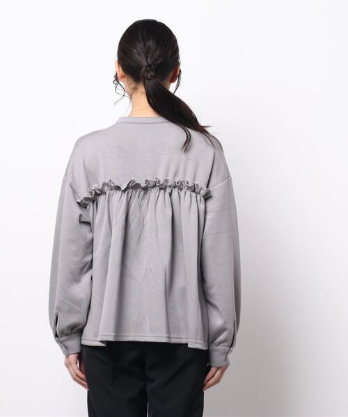 REAL CUBE(リアルキューブ)の「バックフリルプルオーバー(Tシャツ/カットソー・レディース・ブラック/グレイッシュベージュ/ブラウン/グリーン/バイオレット・M)」の18枚目の写真