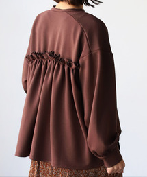 バックフリルプルオーバー