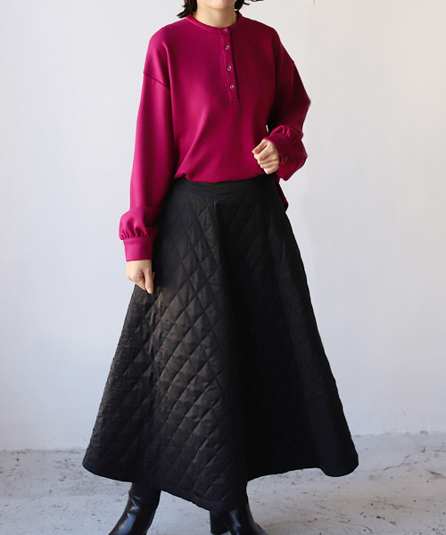 REAL CUBE(リアルキューブ)の「バックフリルプルオーバー(Tシャツ/カットソー・レディース・ブラック/グレイッシュベージュ/ブラウン/グリーン/バイオレット・M)」の7枚目の写真