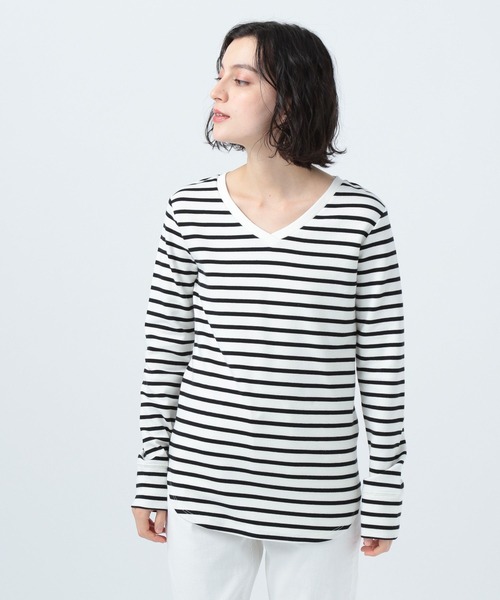 BAYFLOW(ベイフロー)の「ストレッチスムースVネックT(Tシャツ/カットソー・レディース・その他1/オフホワイト/ベージュ/その他2/ブラック・LARGE/MEDIUM/SMALL)」の16枚目の写真