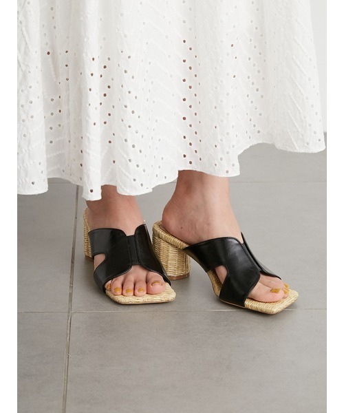 LILY BROWN(リリーブラウン)の「スクエアトゥサンダル(サンダル・レディース・ライム/ホワイト/ブラック・SMALL/LARGE/MEDIUM)」の5枚目の写真