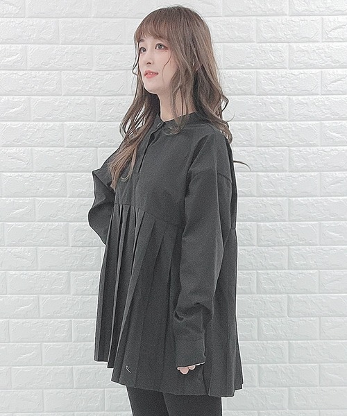 Lace Ladies(レースレディース)の「バンドカラー プリーツ切替 長袖 シャツ(シャツ/ブラウス・レディース・グレイッシュベージュ/ホワイト/ブラック・M/L)」の9枚目の写真