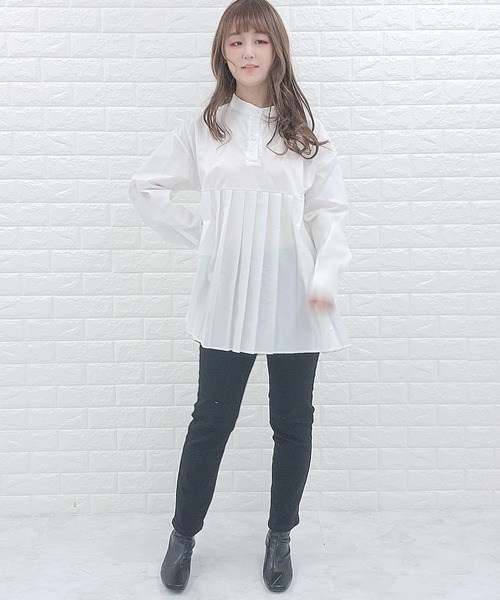 Lace Ladies(レースレディース)の「バンドカラー プリーツ切替 長袖 シャツ(シャツ/ブラウス・レディース・グレイッシュベージュ/ホワイト/ブラック・M/L)」の6枚目の写真
