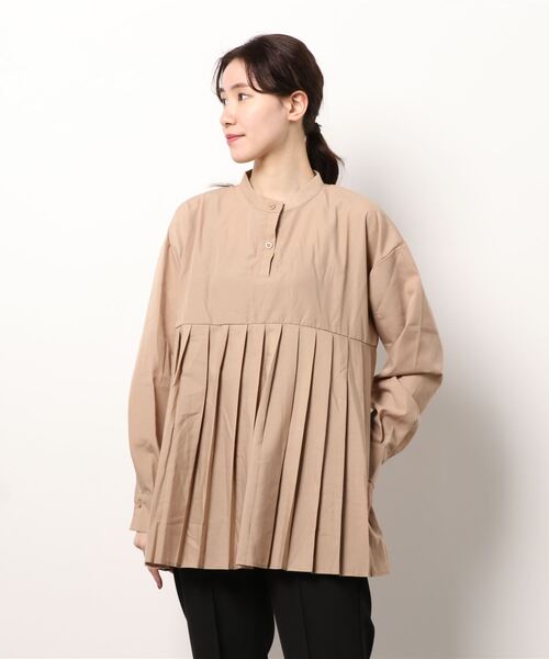 Lace Ladies(レースレディース)の「バンドカラー プリーツ切替 長袖 シャツ(シャツ/ブラウス・レディース・グレイッシュベージュ/ホワイト/ブラック・M/L)」の11枚目の写真