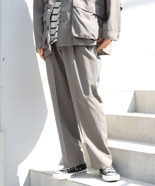 BEAMS(ビームス)の「BEAMS / EVALET 2プリーツ スラックス(スラックス・メンズ・ベージュ/グリーン・S/M/L/XL)」の7枚目の写真