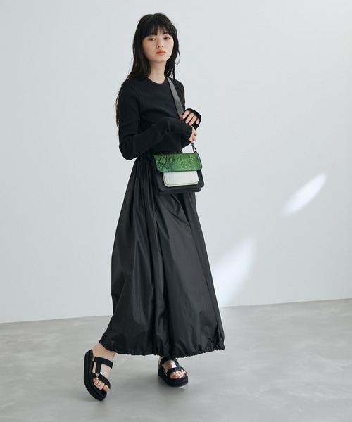 HVISK（ヴィスク）の「【HVISK】CAYMAN POCKET（ショルダーバッグ・レディース・ダークグリーン・FREE）」の6枚目の写真