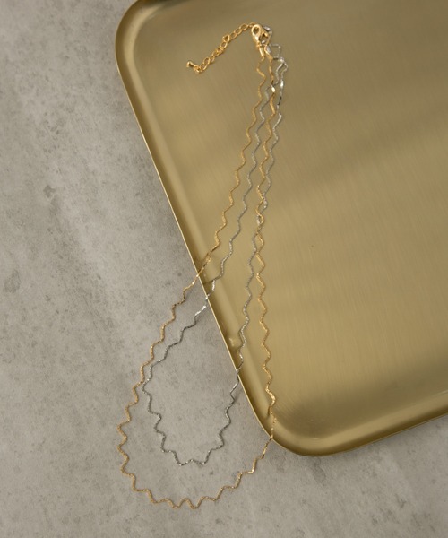 COLOR TOKYO ACCESSORIES(カラートウキョウアクセサリー)の「ぎざぎざバイカラー2連ロングネックレス(ネックレス・レディース・シルバー/ゴールド・FREE)」の15枚目の写真