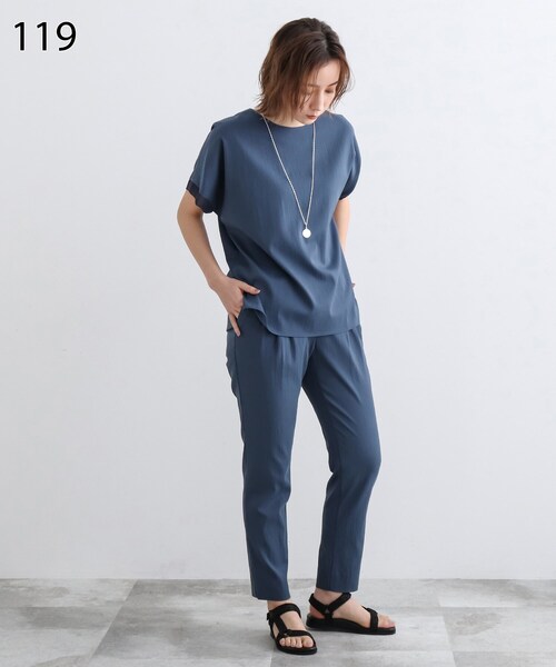 INDIVI(インディヴィ)の「◆ベロアスポーツサンダル(サンダル・レディース・ブラック系/ベージュ系その他3/ブラック・35/45/25)」の4枚目の写真