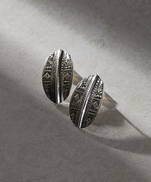 Traditional Silver and Glass Tuareg Earrings - Boutique Nirvana ear  papillonner TUAREG SILVER ピアス sliver トゥアレグ族　リーフピアス　シルバー　アクセサリー　イアパピヨネ