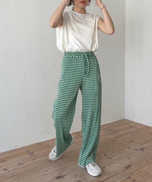 wee9s（ウィークス）の「gingham check pleats pants / セルフカット可能なギンガムチェックプリーツパンツ（スウェットパンツ・レディース・ブラック/グリーン・FREE）」の15枚目の写真