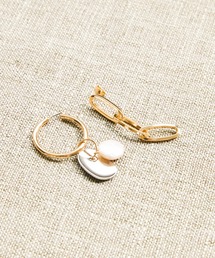 AMERICAN HOLIC | メタル&ウォーターパールアシメピアスA(ピアス（両耳用）)
