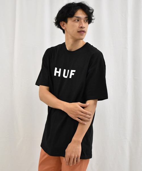 SPENDY'S Store（スペンディーズストア）の「<HUF/ハフ>ロゴ半袖Tシャツ（Tシャツ/カットソー・メンズ・ブラック/チャコールグレー/グレー/ホワイト・M/XL/L）」の3枚目の写真