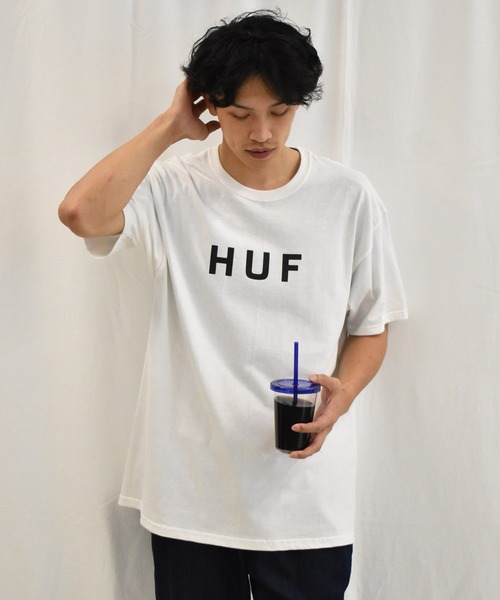 SPENDY'S Store（スペンディーズストア）の「<HUF/ハフ>ロゴ半袖Tシャツ（Tシャツ/カットソー・メンズ・ブラック/チャコールグレー/グレー/ホワイト・M/XL/L）」の6枚目の写真