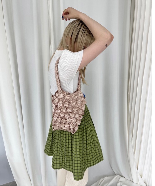 SANSeLF(サンセルフ)の「フラワードローバッグ【SANSeLF】sana22s005(トートバッグ・レディース・ブラック/カーキ/サックスブルー/ブルー/ライトベージュ/ライラック・FREE)」の18枚目の写真