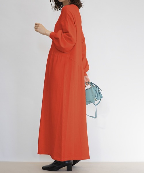 RANAN（ラナン）の「［アンチピリング］クルーネックニットフレアロングワンピース（ワンピース・レディース・ブラック/アイボリー/オレンジ系その他・LL/M/L）」の22枚目の写真