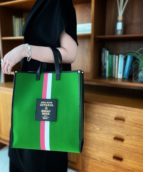 intoxic.(イントキシック)の「【intoxic.】LIMITED EDITION TOTE Scrap Book(トートバッグ・レディース・ホワイト/ブラック/グリーン・FREE)」の19枚目の写真