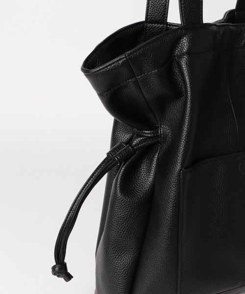 LOWRYS FARM（ローリーズファーム）の「柔ら軽いトートＢＡＧ　122759（トートバッグ・レディース・アイボリー/ブラック/ダークブラウン・FREE）」の14枚目の写真