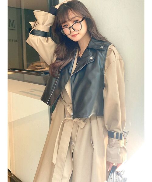 GYDA（ジェイダ）の「ライダースベストレイヤード トレンチコート（トレンチコート・レディース・ブラック/ベージュ・FREE）」の6枚目の写真