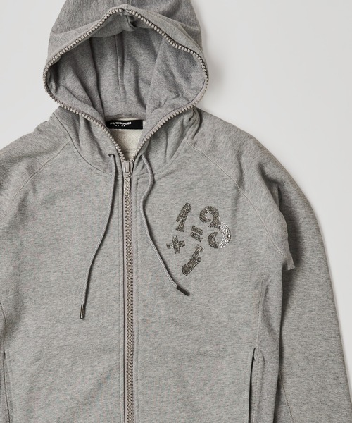 1piu1uguale3 RELAX（ウノピュウノウグァーレトレリラックス）の「【1PIU1UGUALE3 RELAX】1+1＝3 RHINESTONE HOODIE（パーカー・メンズ・ホワイト/ブラック/グレー・MEDIUM/LARGE/X-LARGE）」の3枚目の写真