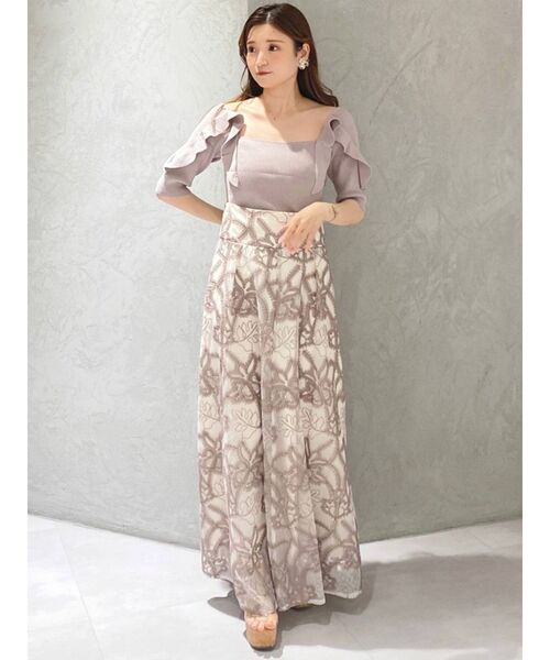 MERCURYDUO（マーキュリーデュオ）の「2WAYデザインラッフルニット（ニット/セーター・レディース・オフホワイト/ブラック/ベージュ/ダークブラウン・FREE）」の9枚目の写真