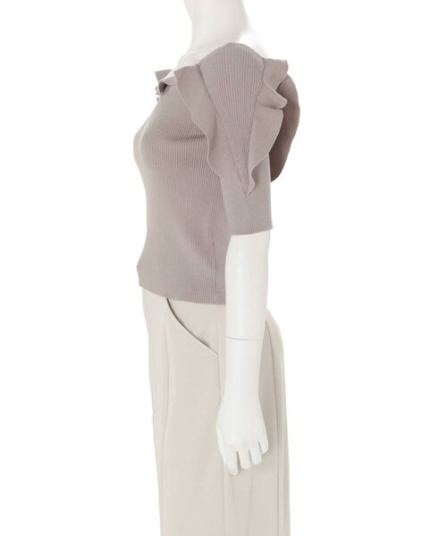 MERCURYDUO（マーキュリーデュオ）の「2WAYデザインラッフルニット（ニット/セーター・レディース・オフホワイト/ブラック/ベージュ/ダークブラウン・FREE）」の19枚目の写真