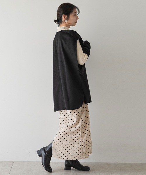 rectangle(レクタングル)の「ダブルフェイスアシメジレ(ベスト・レディース・ブラック/アイボリー・FREE)」の13枚目の写真