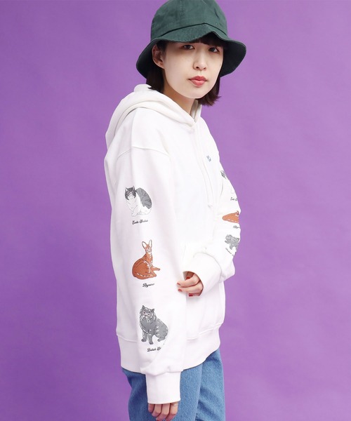 didizizi（ディディジジ）の「ネコ図鑑　フーディ（パーカー・レディース・ホワイト/ネイビー・FREE）」の7枚目の写真