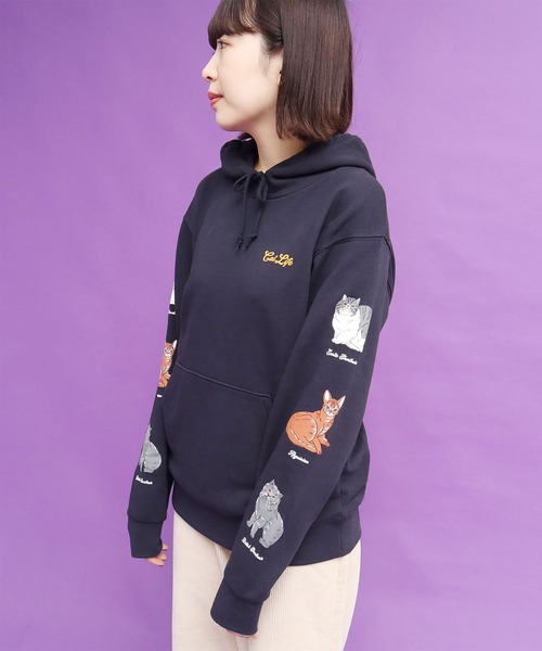 didizizi（ディディジジ）の「ネコ図鑑　フーディ（パーカー・レディース・ホワイト/ネイビー・FREE）」の5枚目の写真