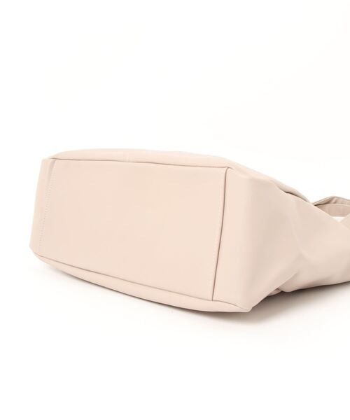 mimis（ミイーミイーズ）の「WORK BAG　合皮（トートバッグ・レディース・ライトベージュ/ネイビー・FREE）」の3枚目の写真
