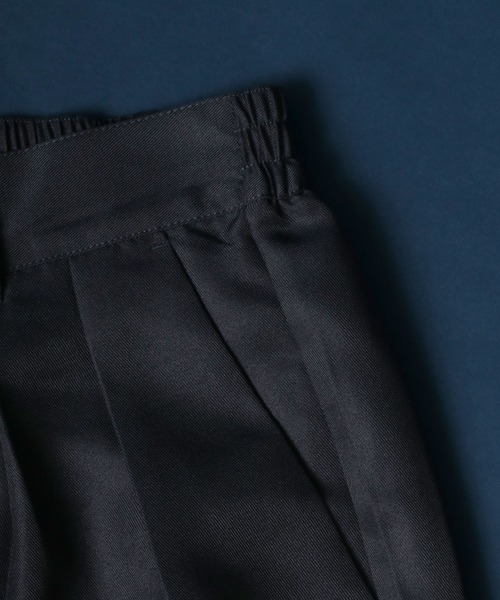 ANPAS（アンパス）の「Twill Fabric Tuck Wide Balloon Pants/ツイル タックワイドバルーンパンツ（スラックス・メンズ・ブルー/グリーン/チャコールグレー/ブラック・S/M/L）」の14枚目の写真