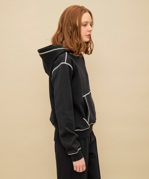 le coq sportif(ルコックスポルティフ)の「【WEB限定カプセルコレクション】 フーディ ダンボールスウェット ルコック レディース スポーツ(スウェット・レディース・ブラック/ピンク/ホワイト/ブルー・S/SS/L/M(M))」の11枚目の写真