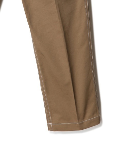 UNIVERSAL OVERALL(ユニバーサルオーバーオール)の「ベイカーパンツ【BAKER PANTS】(その他パンツ・レディース・アイボリー/グリーン/モカ/ベージュ/ブラック/ネイビー/チャコールグレー/モスグリーン・L/M/S)」の10枚目の写真