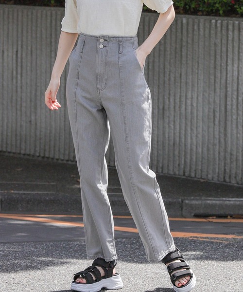 ストレートパンツ（股下６８ｃｍ）