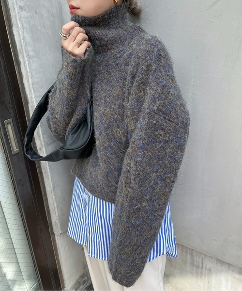 feepur(フェピュール)の「【ハンドウォッシャブル】起毛MIXハイネッククロップドニット(ニット/セーター・レディース・ブラウン/レッド/ベージュ/ブルー・MEDIUM)」の2枚目の写真