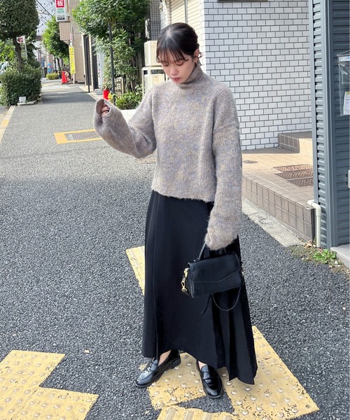 feepur(フェピュール)の「【ハンドウォッシャブル】起毛MIXハイネッククロップドニット(ニット/セーター・レディース・ブラウン/レッド/ベージュ/ブルー・MEDIUM)」の11枚目の写真
