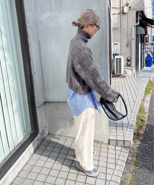 feepur(フェピュール)の「【ハンドウォッシャブル】起毛MIXハイネッククロップドニット(ニット/セーター・レディース・ブラウン/レッド/ベージュ/ブルー・MEDIUM)」の7枚目の写真