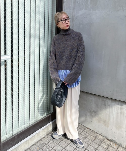 feepur(フェピュール)の「【ハンドウォッシャブル】起毛MIXハイネッククロップドニット(ニット/セーター・レディース・ブラウン/レッド/ベージュ/ブルー・MEDIUM)」の9枚目の写真