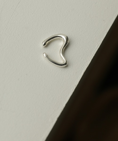 select MOCA（セレクトモカ）の「ウェーブイヤーカフ（イヤーカフ・レディース・ゴールド/シルバー・FREE）」の13枚目の写真