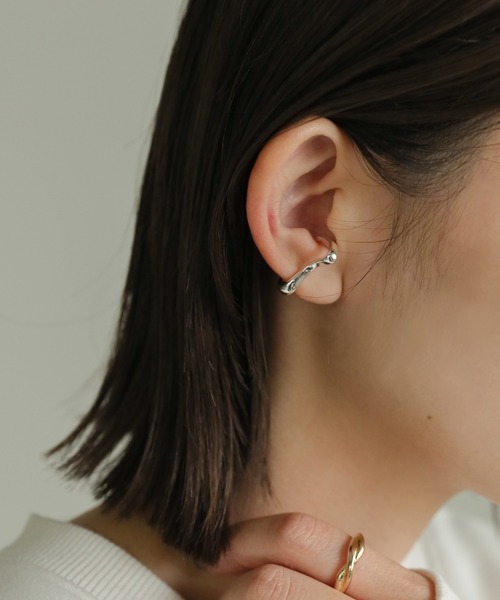 select MOCA（セレクトモカ）の「ウェーブイヤーカフ（イヤーカフ・レディース・ゴールド/シルバー・FREE）」の17枚目の写真