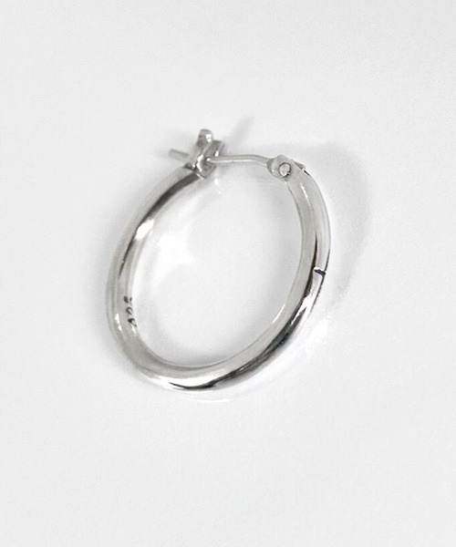 THE MILES（ザ マイルズ）の「GODSIZE ゴッドサイズ CROSS THIN HOOP [LARGE] / クロスシンフープピアス L（ピアス（片耳用）・メンズ・シルバー・FREE）」の3枚目の写真