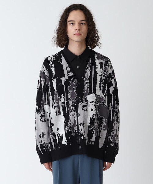 tk.TAKEO KIKUCHI(ティーケータケオキクチ)の「◆アブスト&フラワーニットカーディガン(カーディガン/ボレロ・メンズ・ブラック系3/ブラック系4/ライトグレー系3/グレー系3/グレー系4・01/02/03)」の6枚目の写真