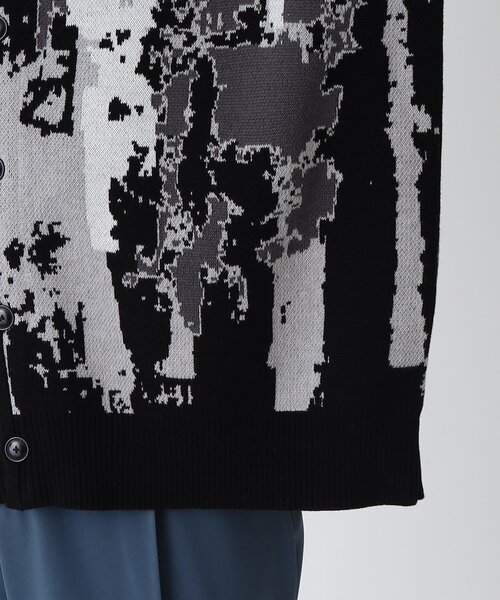 tk.TAKEO KIKUCHI(ティーケータケオキクチ)の「◆アブスト&フラワーニットカーディガン(カーディガン/ボレロ・メンズ・ブラック系3/ブラック系4/ライトグレー系3/グレー系3/グレー系4・01/02/03)」の19枚目の写真